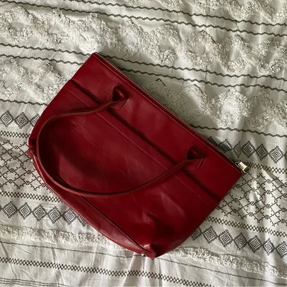 Red Leather Bag - Picture 4 of 12